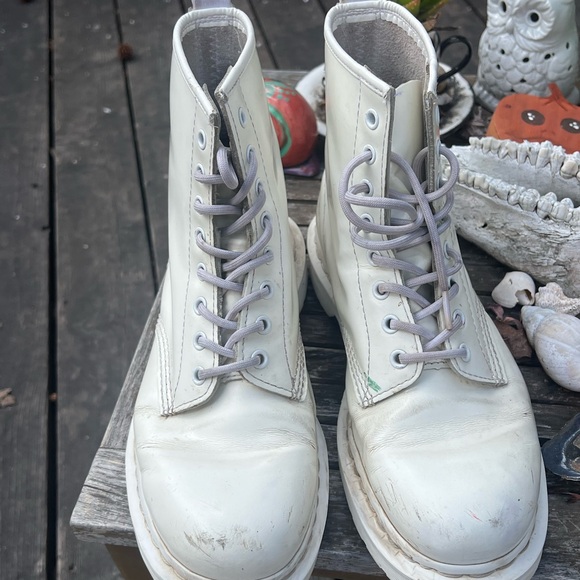 Dr. Martens all white boot main image 5